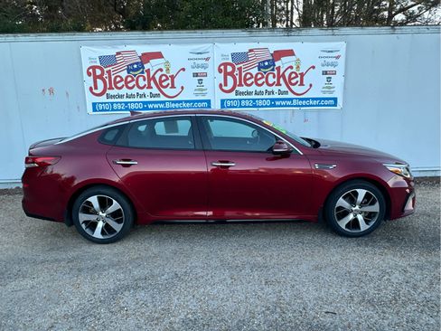 Used 2020 Kia Optima S image 2