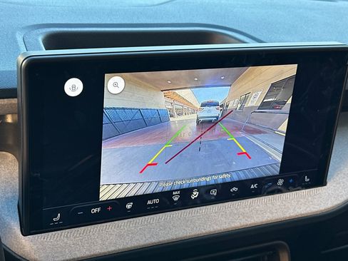 New 2026 Ford Maverick XLT w/ XLT Luxury Package image 17