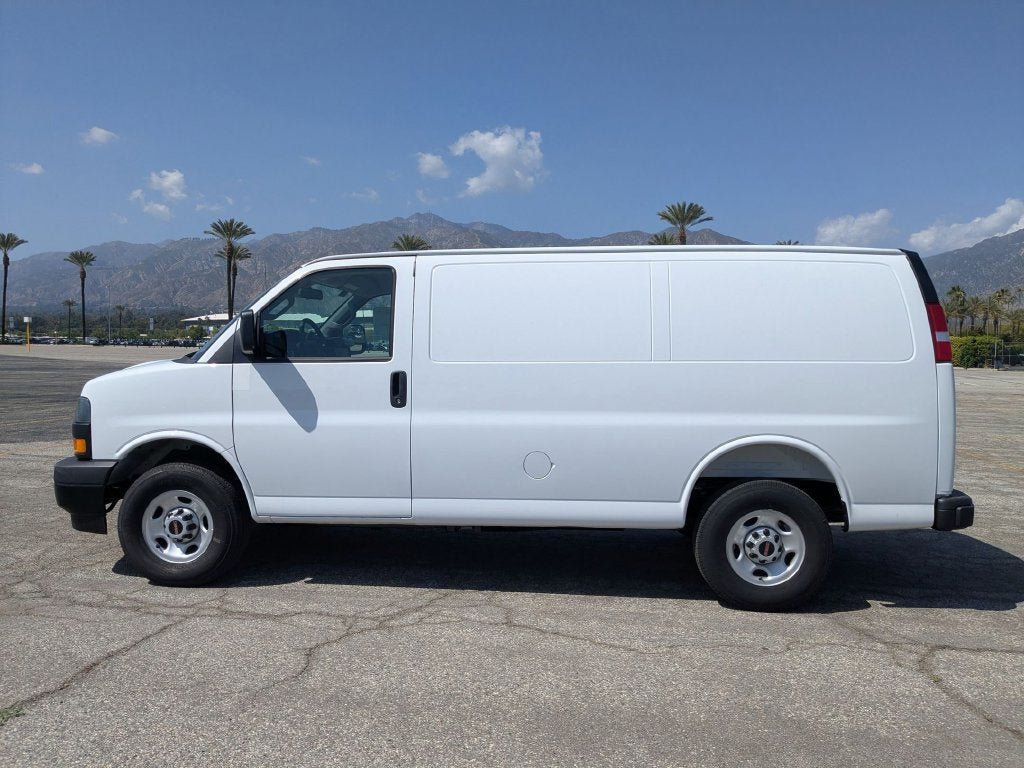 New 2026 GMC Savana 2500 w/ Driver Convenience Package RWD image 9