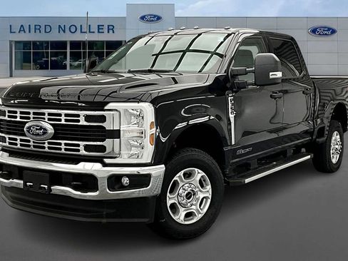 New 2025 Ford F350 XLT w/ FX4 Off-Road Package image 1