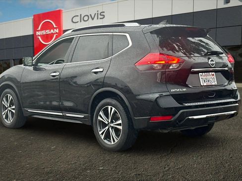 Used 2017 Nissan Rogue SL image 7