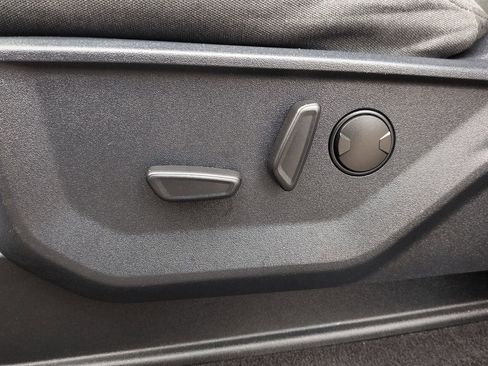 Used 2022 Ford F150 XLT w/ Equipment Group 302A High image 13