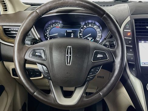 Used 2019 Lincoln MKC Reserve w/ MKC Climate Package AWD/4WD image 25