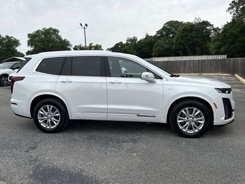 Used 2024 Cadillac XT6 Luxury FWD image 6