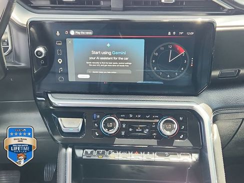 Certified 2025 GMC Sierra 2500 Denali w/ Technology Package AWD/4WD image 26