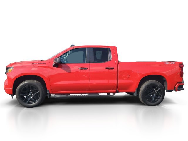 Used 2024 Chevrolet Silverado 1500 Custom w/ Rally Edition AWD/4WD image 4