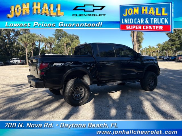 Used 2022 Nissan Titan PRO-4X w/ Pro-4x Convenience Package AWD/4WD image 11