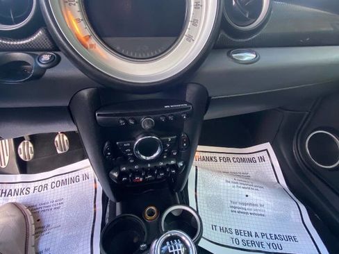 Used 2011 MINI Cooper S image 12