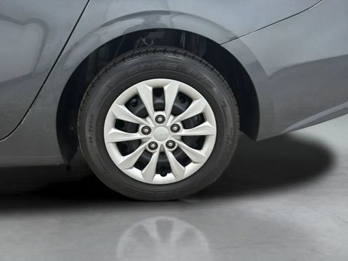 Used 2024 Kia Forte LX FWD image 25