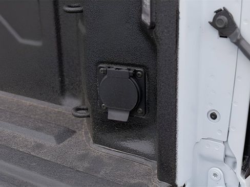 New 2026 GMC Sierra 3500 Denali Ultimate image 30