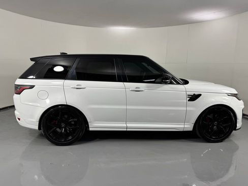 Used 2019 Land Rover Range Rover Sport SVR image 4
