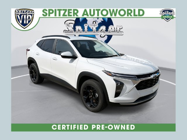 Used 2024 Chevrolet Trax LT w/ Driver Confidence Package FWD image 1