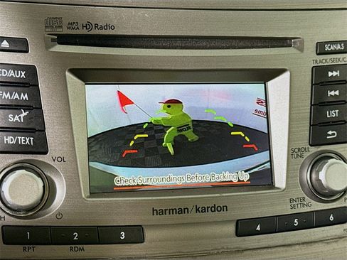 Used 2014 Subaru Legacy 2.5i Limited image 5