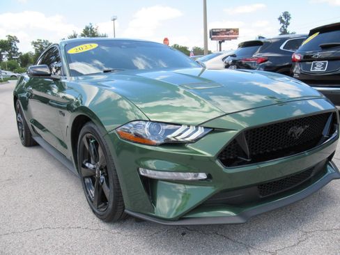 Used 2023 Ford Mustang GT Premium w/ Equipment Group 401A RWD image 3