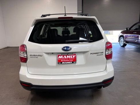 Used 2015 Subaru Forester 2.5i Touring AWD/4WD image 6