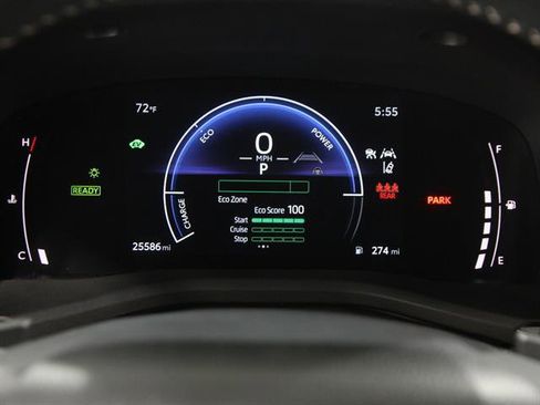 Used 2025 Toyota Camry SE image 8