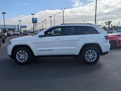 Used 2021 Jeep Grand Cherokee Laredo X image 7