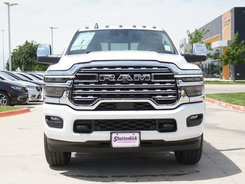 New 2026 RAM 2500 Limited AWD/4WD image 2