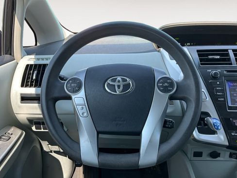 Used 2013 Toyota Prius V Two FWD image 12