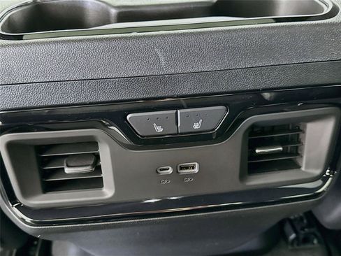 New 2026 GMC Sierra 1500 AT4 w/ AT4 Premium Package AWD/4WD image 20