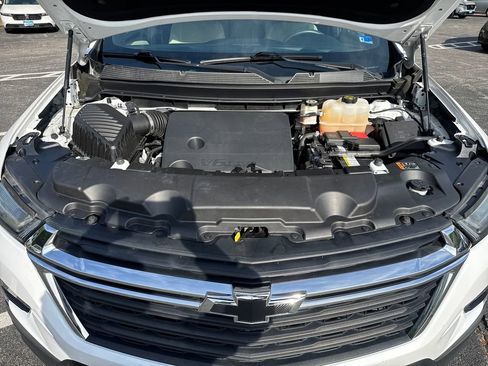Used 2022 Chevrolet Traverse LS FWD image 31