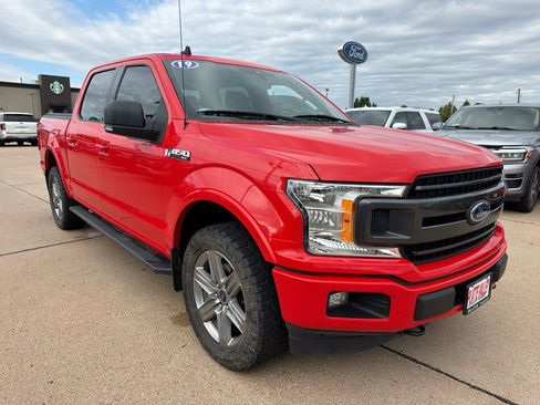 Used 2019 Ford F150 XLT w/ Equipment Group 302A Luxury AWD/4WD image 3