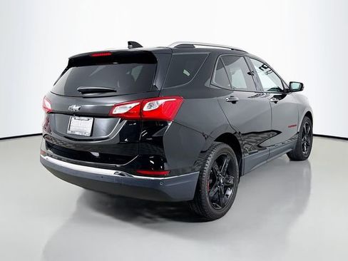 Used 2020 Chevrolet Equinox Premier w/ Premier Redline Edition image 7