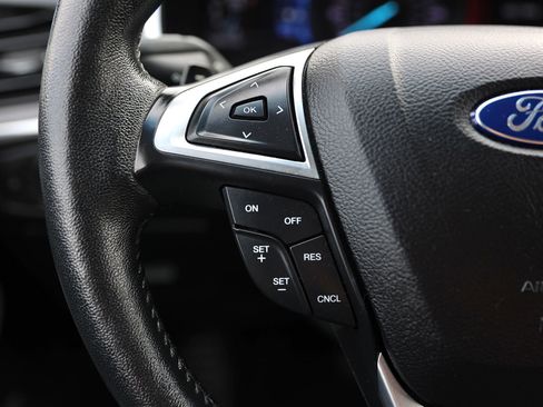 Used 2017 Ford Edge Titanium w/ Equipment Group 301A image 37