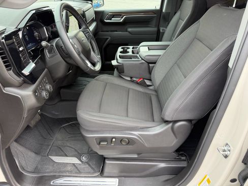Used 2026 Chevrolet Silverado 1500 RST w/ RST Select Package AWD/4WD image 12