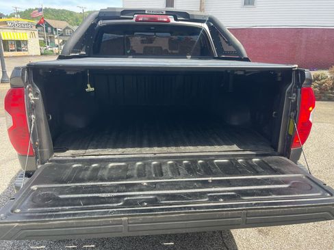 Used 2019 Toyota Tundra 1794 Edition AWD/4WD image 5