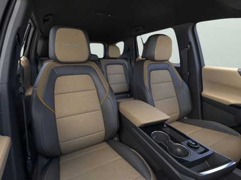 New 2026 Chevrolet Equinox ACTIV w/ Convenience Package III AWD/4WD image 16