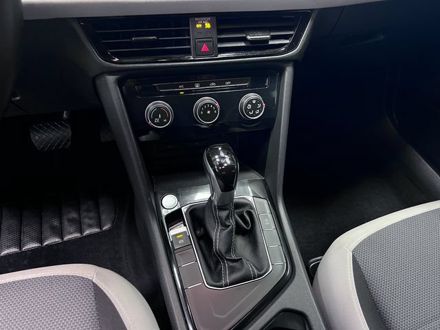 Certified 2025 Volkswagen Taos S FWD image 26