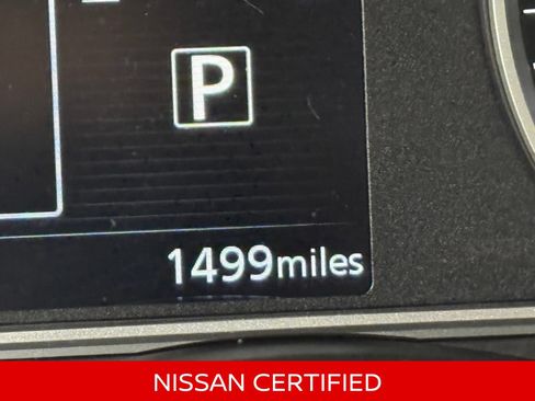 Certified 2025 Nissan Versa SR w/ Trunk Package FWD image 17