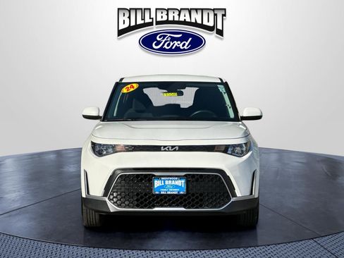 Used 2024 Kia Soul LX w/ Option Group 015 FWD image 5