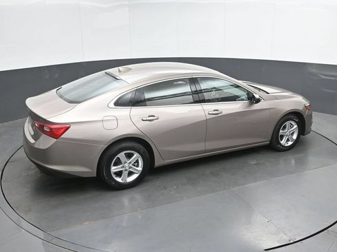 Used 2024 Chevrolet Malibu LT FWD image 32