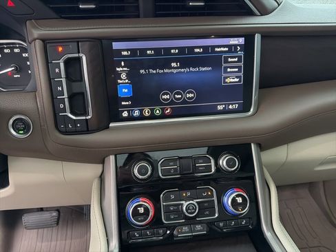 Used 2021 GMC Yukon Denali image 23