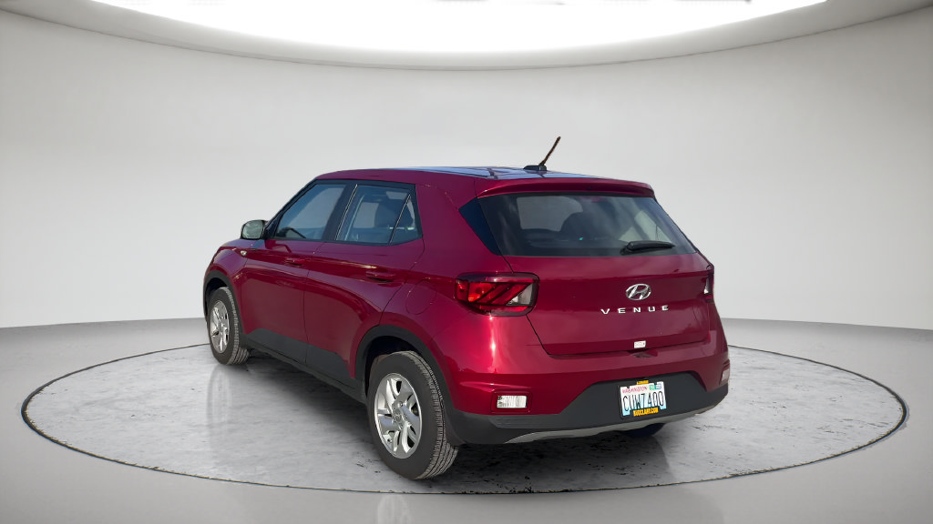 Used 2026 Hyundai Venue SE FWD image 9