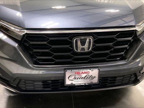 Used 2025 Honda CR-V LX image 30