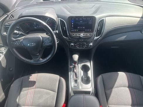 Used 2022 Chevrolet Equinox RS w/ Infotainment Package AWD/4WD image 36