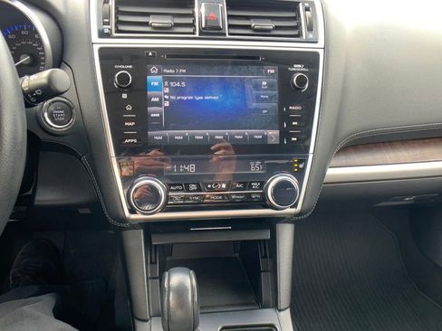 Used 2018 Subaru Outback 3.6R Limited image 19