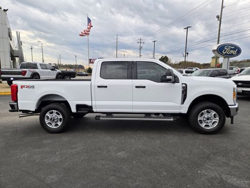 New 2026 Ford F250 XLT w/ FX4 Off-Road Package image 6