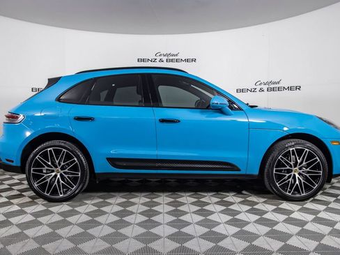 Used 2022 Porsche Macan AWD/4WD image 3