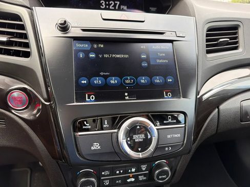 Used 2019 Acura ILX FWD image 12