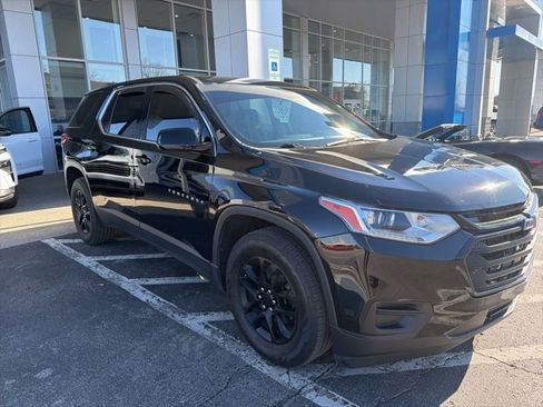 Used 2020 Chevrolet Traverse LS w/ LPO, Blackout Package image 2