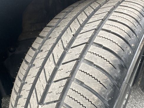 Used 2017 Toyota Camry SE image 28