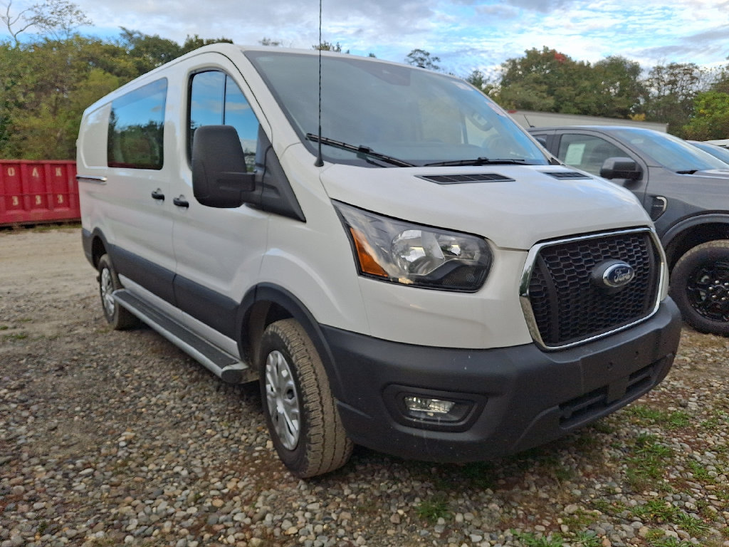 Used 2025 Ford Transit 250 Low Roof w/ Exterior Upgrade Package RWD image 3