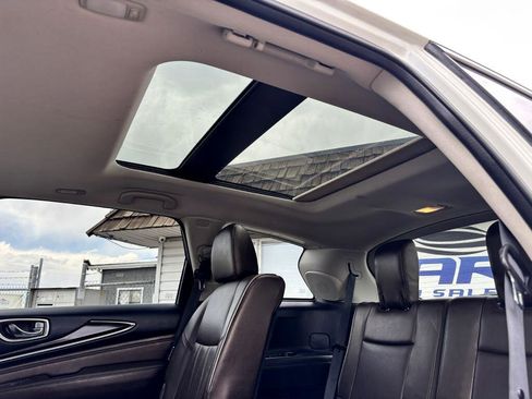 Used 2018 INFINITI QX60 Luxe w/ Deluxe Technology Package image 21