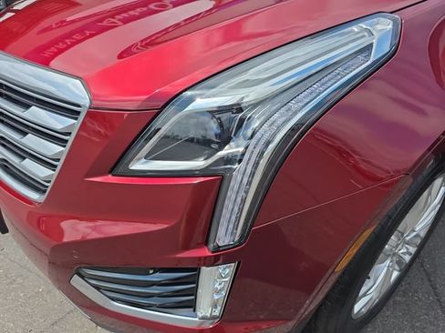 Used 2017 Cadillac XT5 Premium Luxury w/ LPO, Wheel Lock Package AWD/4WD image 32