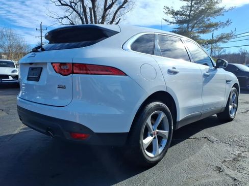 Used 2020 Jaguar F-PACE Premium image 3