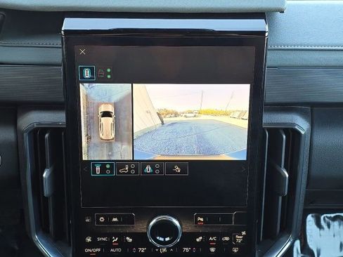 Used 2024 GMC Acadia AT4 image 33